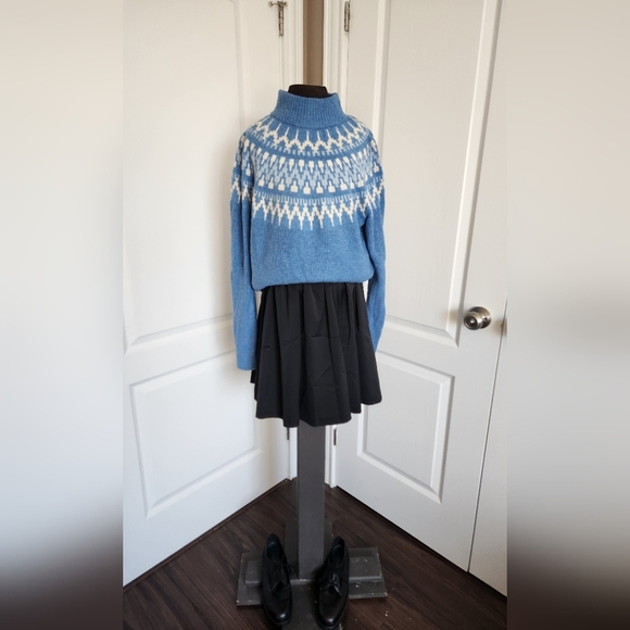 Women's Wool Blend J. Crew Sweater - Picture 1 of 11